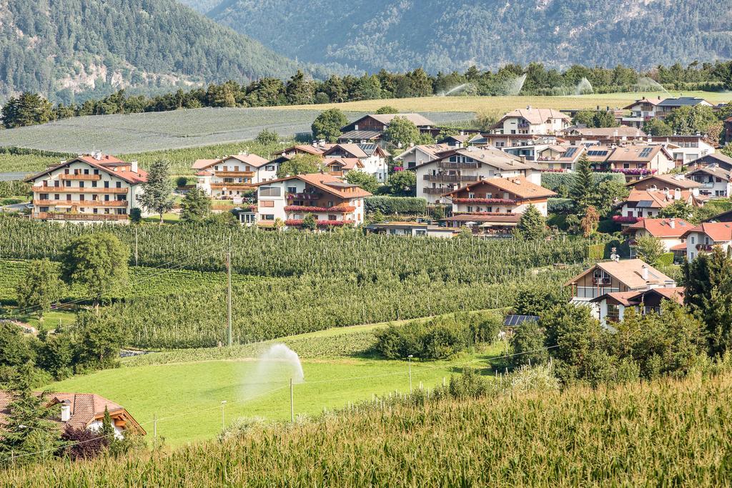 Tirolerhof Pension Natz-Schabs Bagian luar foto