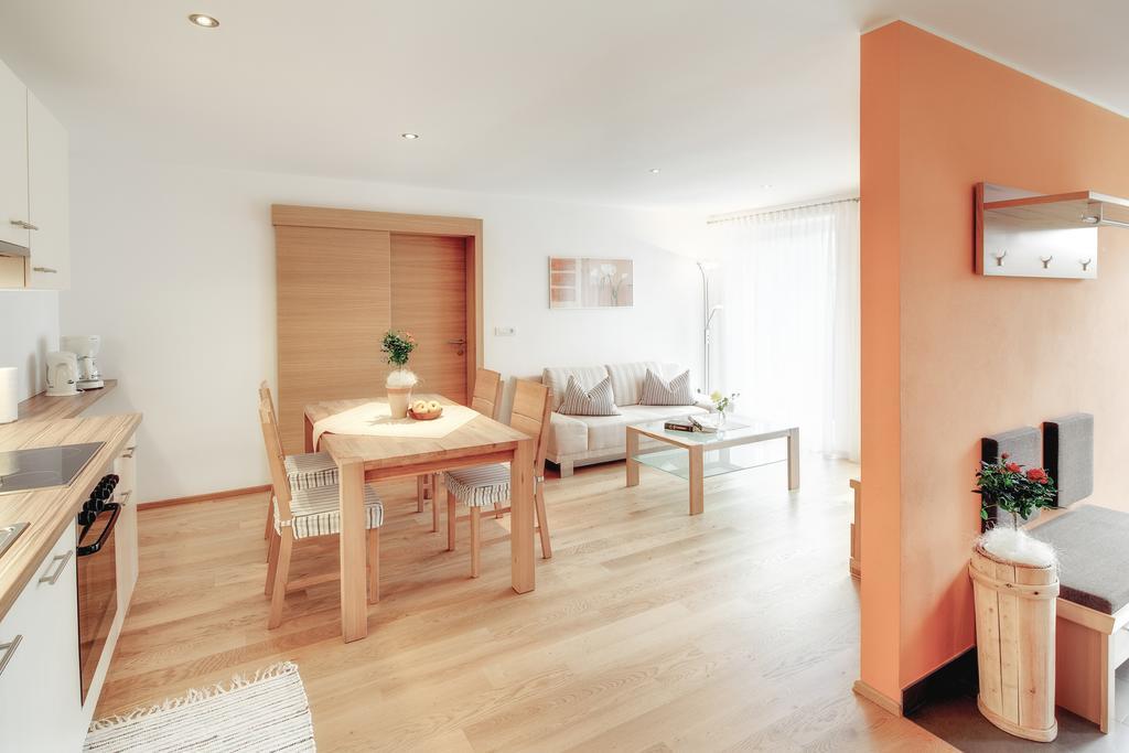 Tirolerhof Pension Natz-Schabs Bagian luar foto