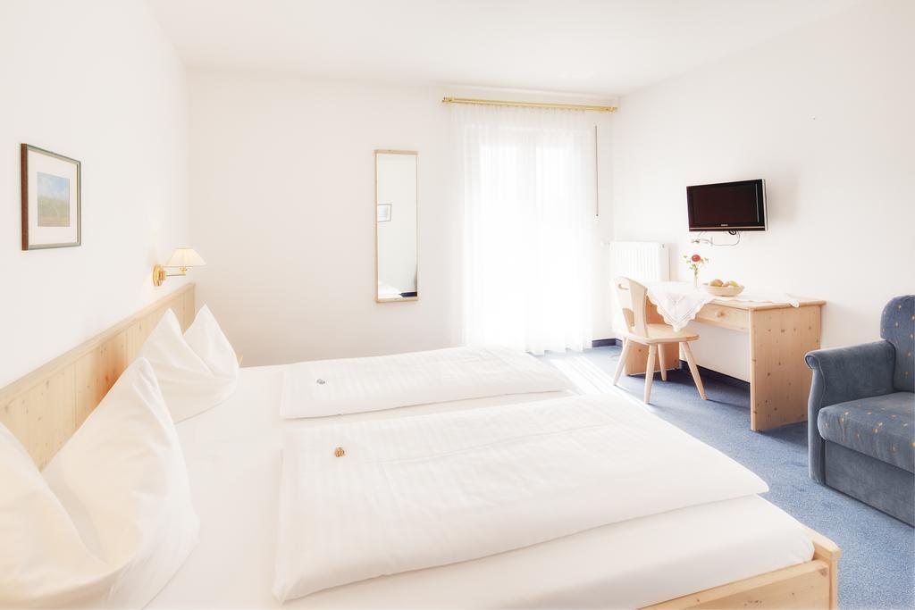 Tirolerhof Pension Natz-Schabs Bagian luar foto